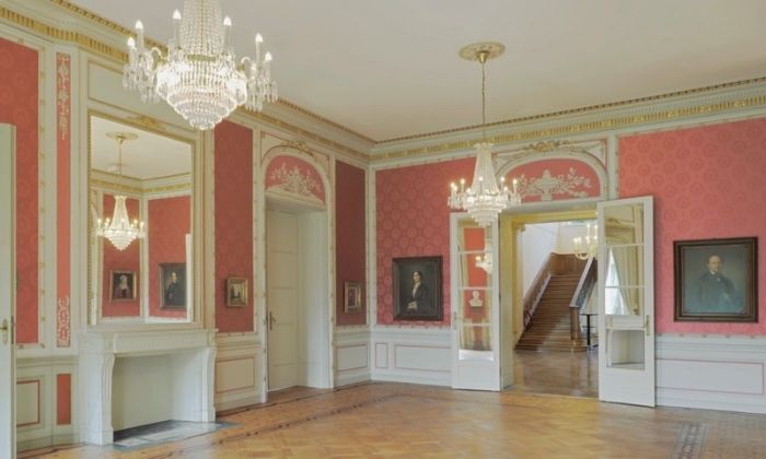 Die Villa Zanders verbindet moderne Kunst mit prunkvoller Gründerzeit-Romantik.